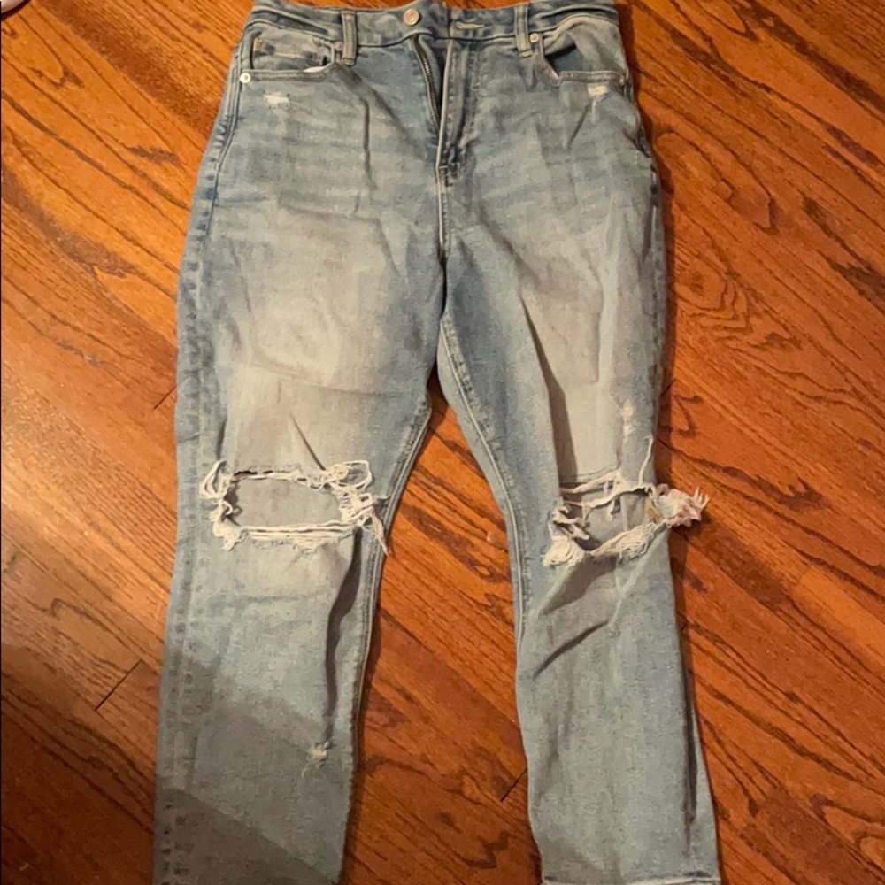 American eagle mom jeans